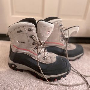 Mens Wenger hiking boots